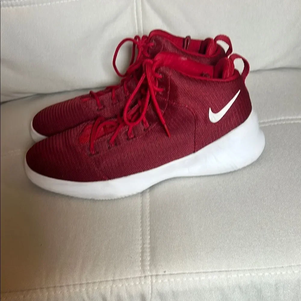 Nike Men’s Hyperfr3sh Red Sneakers Size 13